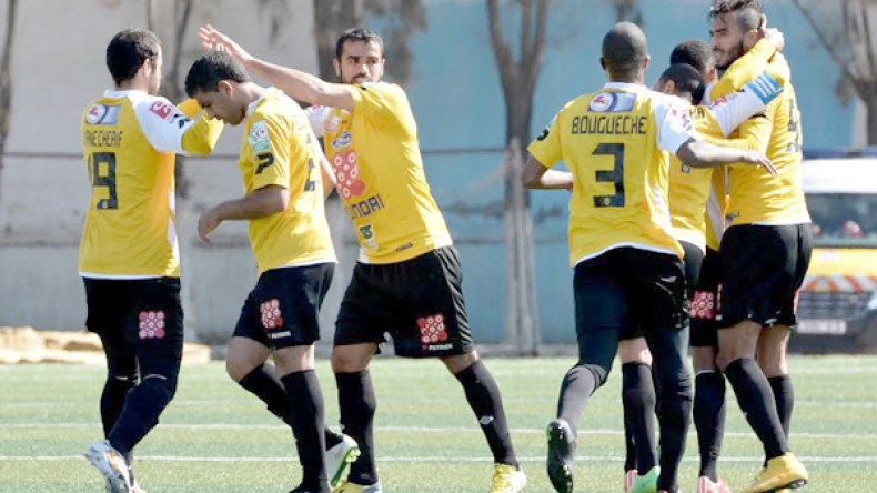 العايب يتلقى ضمانات من روراوة لتسوية عقوبات الكاف