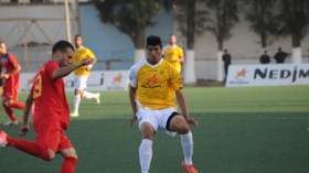 الرائد أمام فرصة تعميق الفارق ومهمة صعبة للملاحق