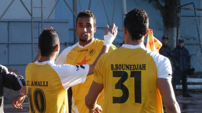 الاتحاد ينجو من فخ التعادل ويواصل مطاردته للوفاق