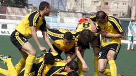 لقاءان وديان في برنامج الحراش وشارف قلق على الهجوم