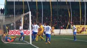 مباراة “النسر الأسود- الكواسر” تلعب يوم 20 ماي