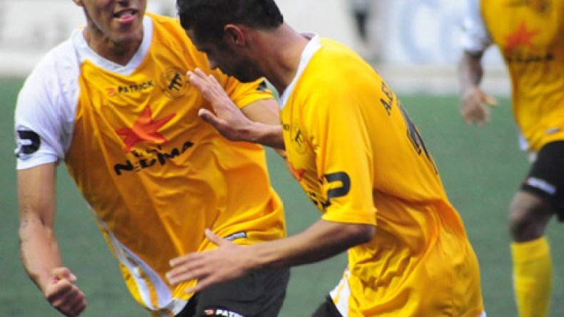 الوفاق‭ ‬واتحاد‭ ‬الحراش‭ ‬يواصلان‭ ‬صراع‭ ‬الصدارة‭ ‬والعميد‭ ‬يحسم‭ ‬‮”‬الكلاسيكو‮”‬