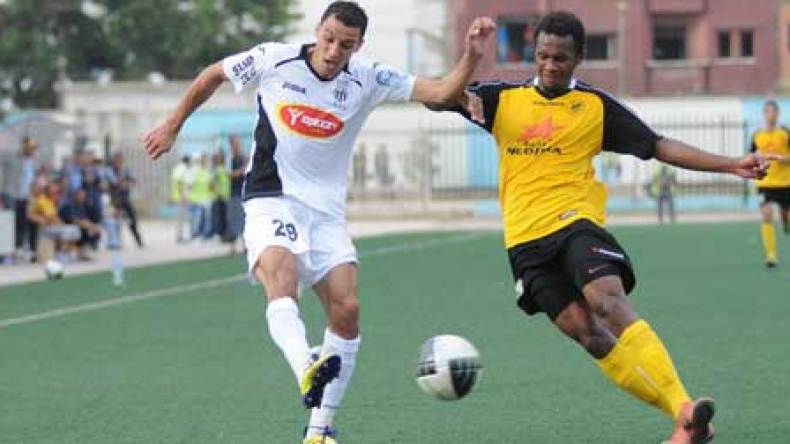 اتحاد‭ ‬الجزائر‭ ‬يحسم‭ ‬الداربي‭ ‬العاصمي‭ ‬وشبيبة‭ ‬بجاية‭ ‬تنفرد‭ ‬بالصدارة