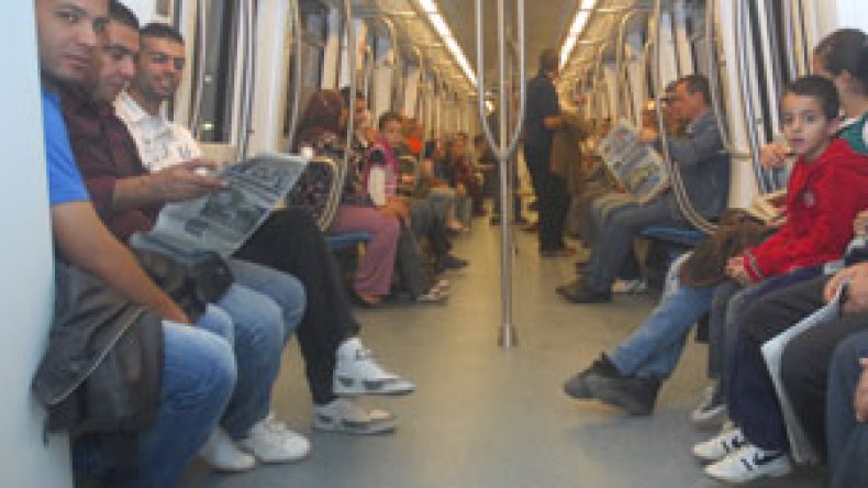 يوم “الزحف الكبير” للجزائريين على الميترو
