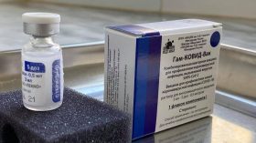 Vers le lancement de la production d’un vaccin russe anti-Covid