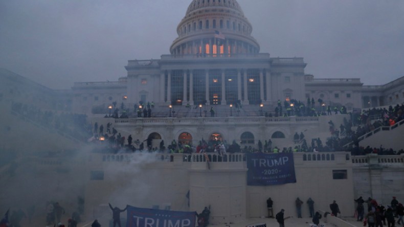 أصحاب اليمين..