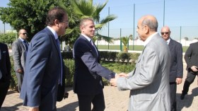 النجم “بوبكا” يزور مركز سيدي موسى