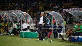 خليلوزيتش “يغرق” الجمهور الجزائري في “لغة الخشب”!