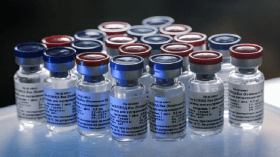 روسيا تختبر لقاح كورونا على كبار السن