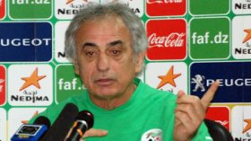 Halilhodzic : Je ne quitte pas la sélection algérienne et compte réaliser mes objectifs avec elle