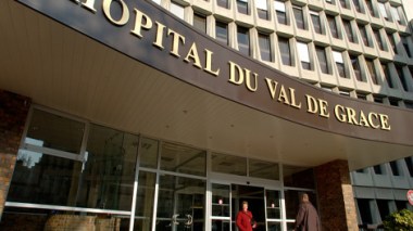 Bouteflika orders the building of a “Val-de-Grace” like Military Hospital in Algiers
