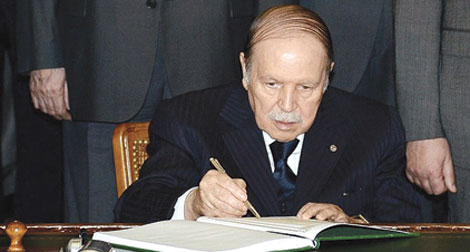 Le retour de Bouteflika au Val-de-Grâce plonge le pays dans l’incertitude