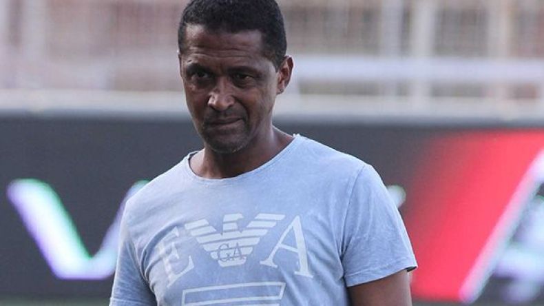 نحو تبادل الأدوار على الورق بين فالدو وأغواش في العميد