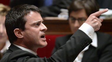 Valls accuse la droite d'être responsable du retour du terrorisme