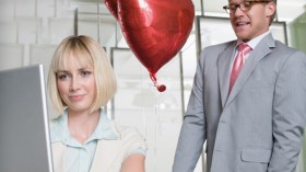 حينما يصبح عيد الحب موعدا للعشق الممنوع!