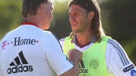 مارتن ديميكيليس يصف فان جال بالمجنون