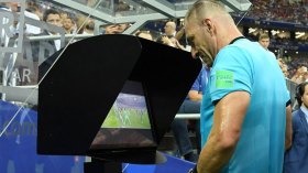 “الصافرة الإفريقية” غير مؤهلة للتعامل مع “تقنية الفيديو”