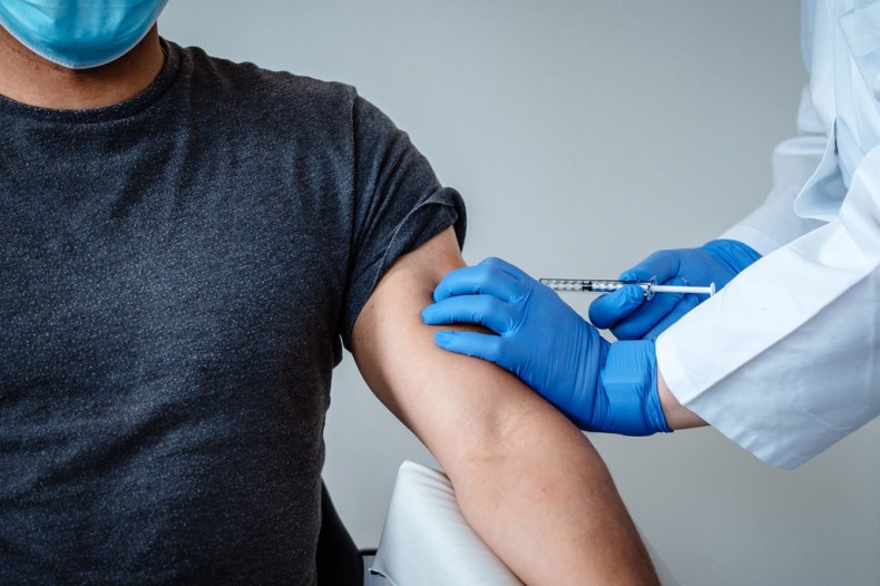 Europe: Un nouveau variant capable de résister aux vaccins surgit