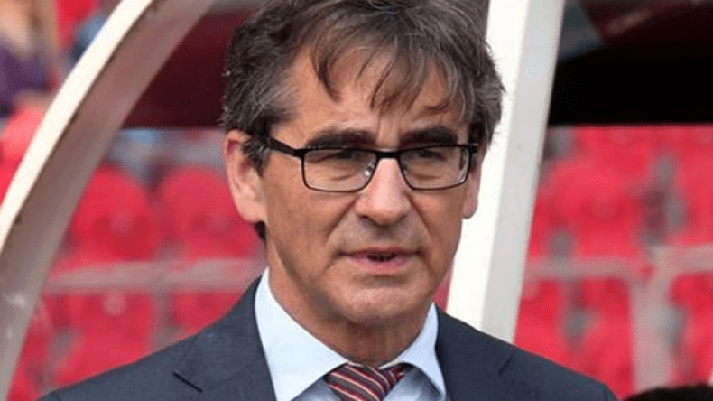 الإسباني فاسكاز يتلاعب بإدارة مولودية الجزائر وتربص فرنسا يلغى!!