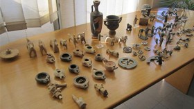 مغربي يقود عصابة لتهريب الآثار من الجزائر