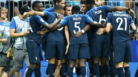 الأفارقة خرجوا من الباب الضيق لكنهم ساهموا في تتويج “الديكة” بالمونديال