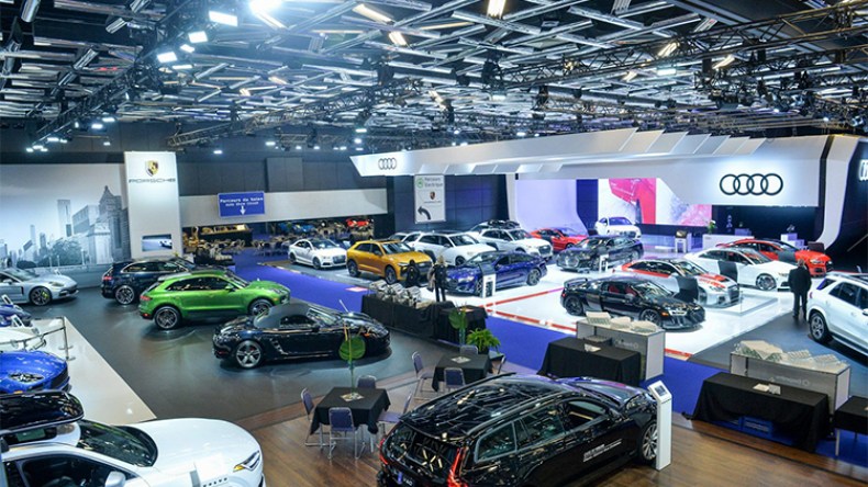 1000 مليار أنفقها وكلاء السيارات للحصول على رخصة الاستيراد!