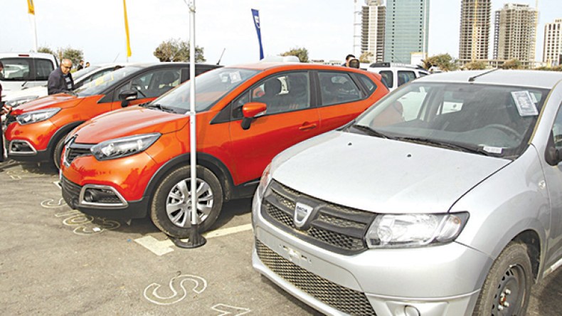 83 ألف سيّارة فقط  للجزائريين في 2016!