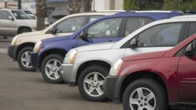 الجزائر البلد الوحيد الذي تباع فيه السيارة القديمة أغلى من الجديدة