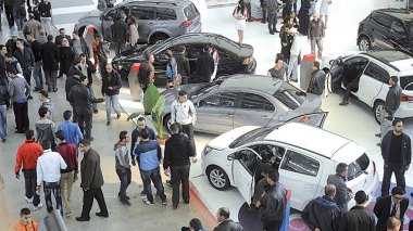 100,000 Algerians withdraw car orders in Algeria