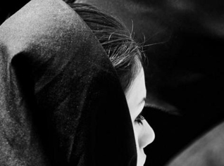 Algeria interior ministry did not require taking off veil in biometric photos: source