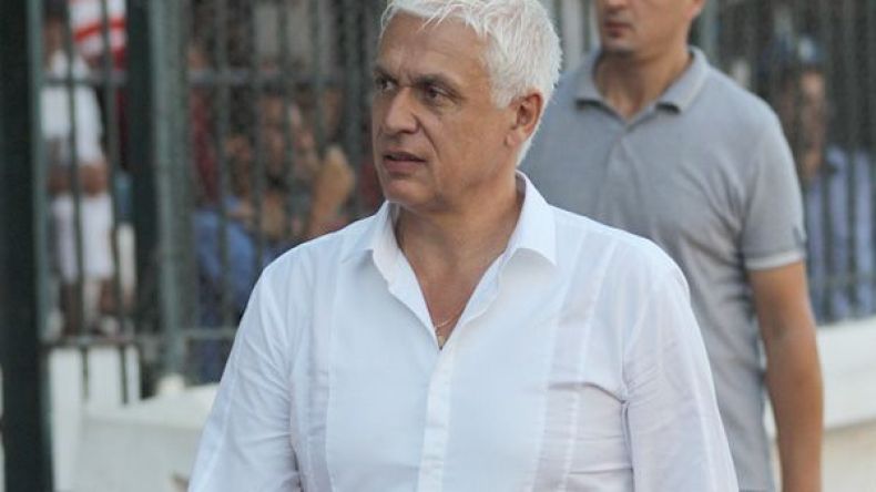 إدارة شباب قسنطينة تقيل فيلود وترسم المشاركة في كأس الكاف