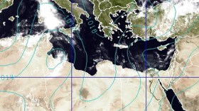رياح قوية في 10 مناطق ساحلية غرب ووسط البلاد