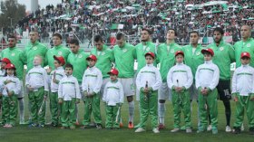 خاليلوزيتش يضع الفاف في ورطة مع الفيفا