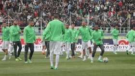 الفقراء يحرمون من مشاهدة “الخضر” في المونديال والوزير الأول مطالب بالتدخل