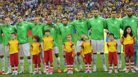 موقف “الخضر” من شهر رمضان يصنع الحدث ويثير الجدل بالبرازيل