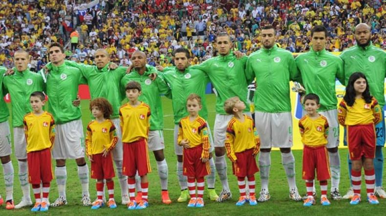 موقف “الخضر” من شهر رمضان يصنع الحدث ويثير الجدل بالبرازيل