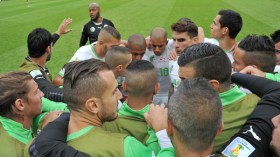 خليلوزيتش يستهدف ركائز “الخضر” لضمهم إلى طرابزون