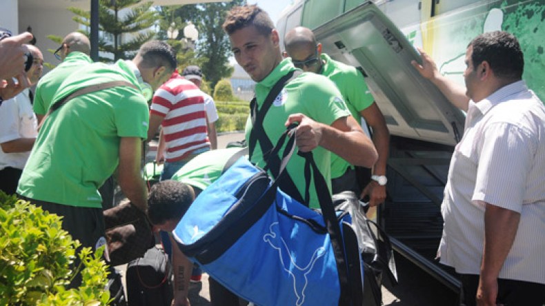 المنتخب الوطني يسافر إلى كيغالي بـ 23 لاعبا