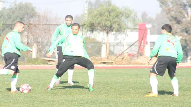 عودة بلكلام لـ “الخضر” والأولى لبن موسى