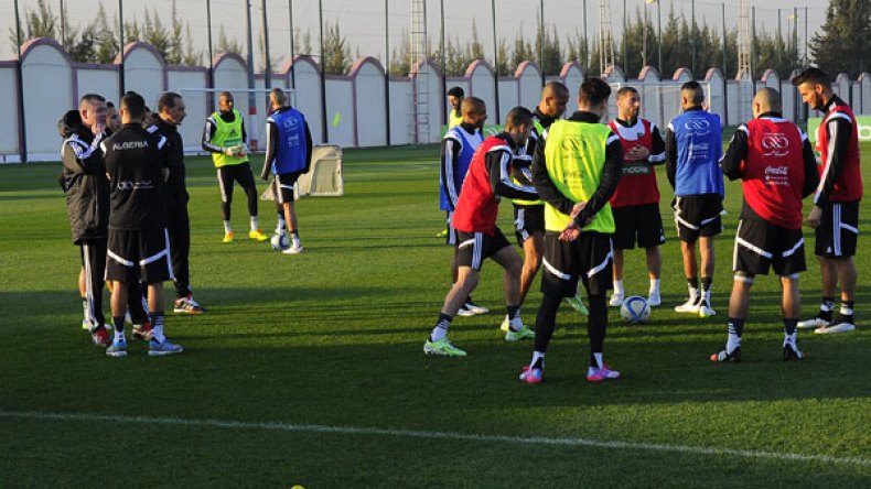 روراوة يحفّز اللاعبين وغوركوف يعفي بلقروي من التدريبات لـ24 ساعة