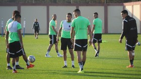 “الخضر” أمام حتمية الفوز لمواصلة سباق المونديال