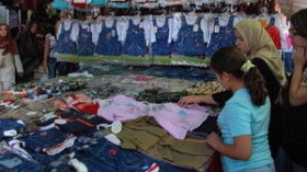 70 بالمائة من ألبسة العيد والمآزر المدرسية خطر على صحة الأطفال