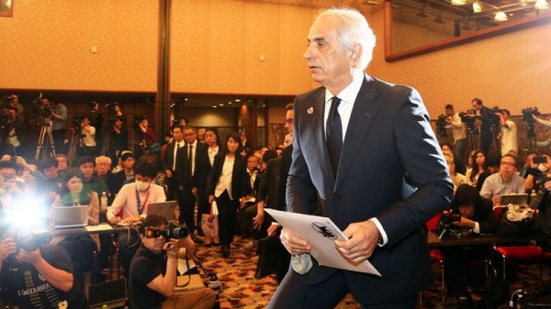 خليلوزيتش: اليابانيون حرموني من تكرار إنجاز الجزائر وسأُقاضيهم