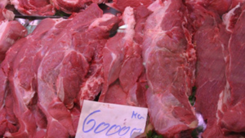 رئيس المنظمة العربية للتنمية الزراعية يؤكد:”سندعم بقوة الخواص الجزائريين لاستيراد اللحم من السودان”