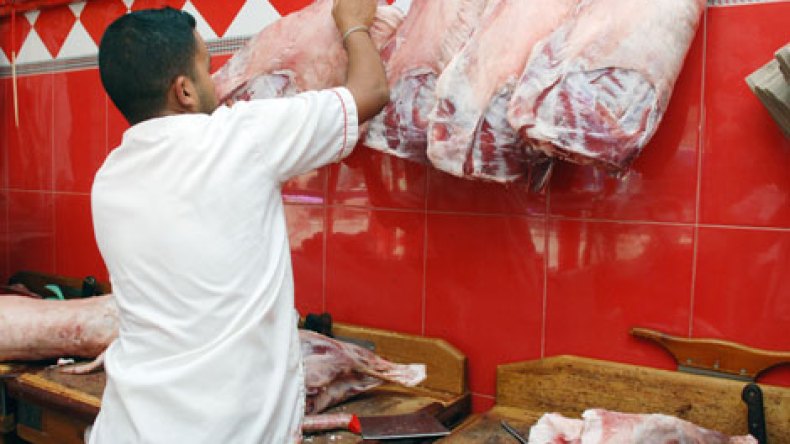 “تجار الجملة ألهبوا أسعار اللحوم”