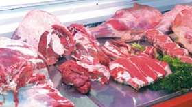 إتلاف أطنان من اللحوم الفاسدة ومواد منتهية الصلاحية بسبب الإنقطاعات الكهربائية