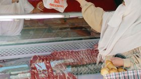 مقاضاة 62 جزارا بسبب بيعهم لحوما غير مطابقة بشرق وهران