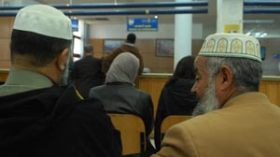 المتقاعدون.. ‬لقد‭ ‬هرمنا‭ ‬من‭ ‬أجل‭ ‬قبض‭ ‬الزيادة‭ ‬في‭ ‬المعاشات