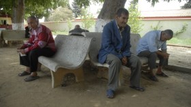 إطارات في الدولة وأئمة.. منسيون في دور العجزة