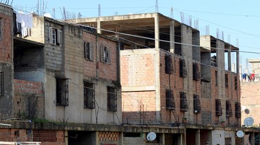 Algerian buildings consume electricity 10 times more what should be consumed